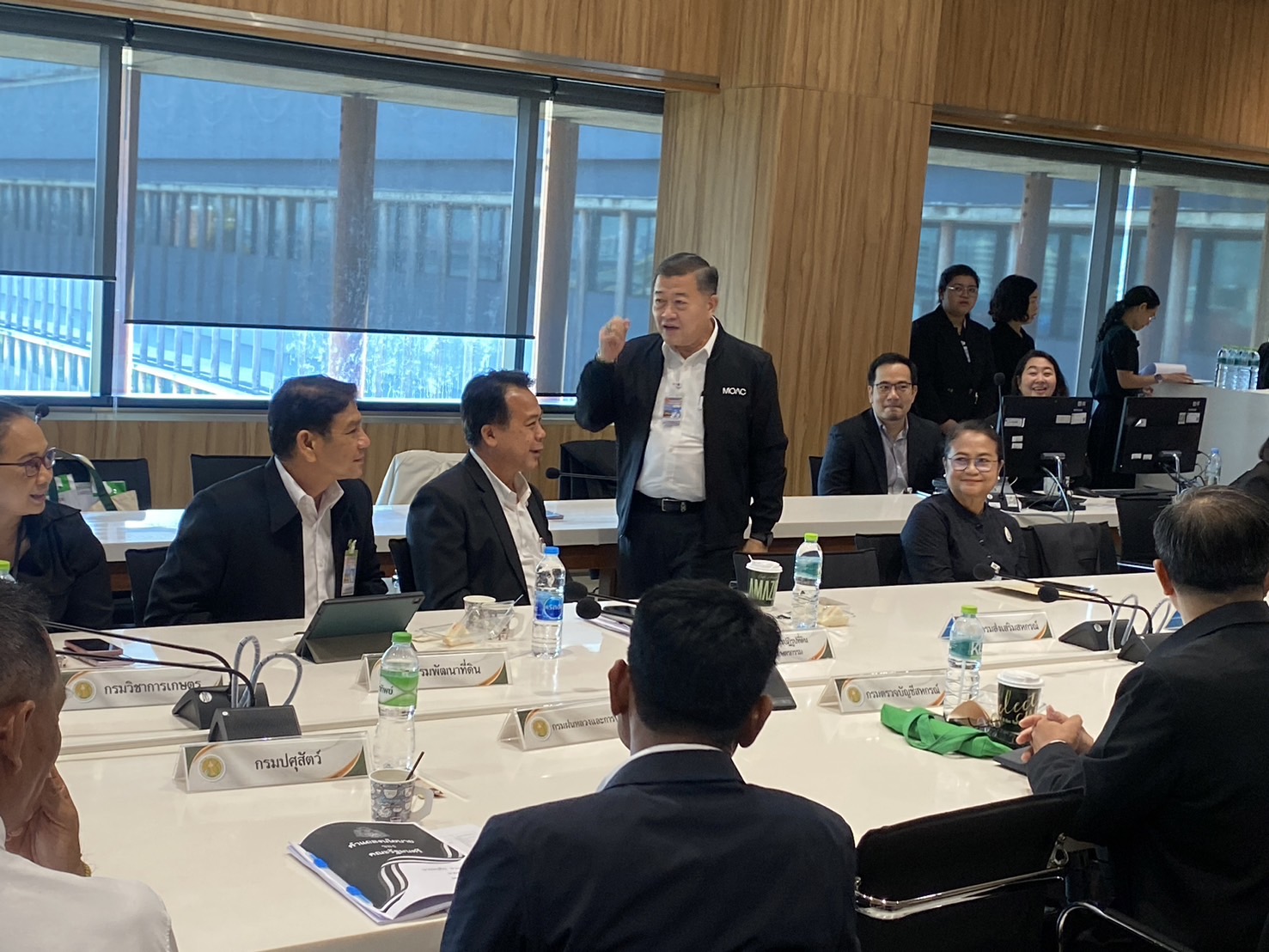 title - ส.ป.ก. ร่วมติดตามและรับฟังการประชุมสภาผู้แทนราษฎร วันที่ 2
